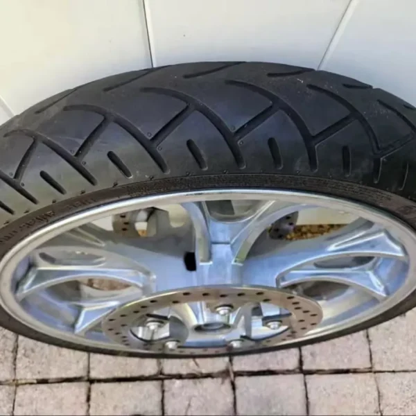 21 inch Harley Davidson wheel - Image 2
