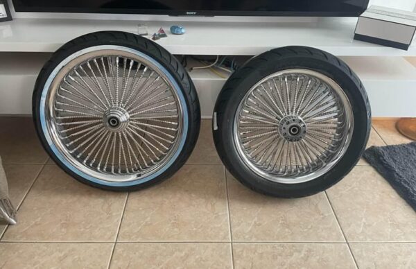 DNA Mammoth 52 Diamond Spoke Wheels